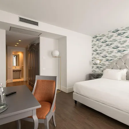 Belvedere Hotell 3*
